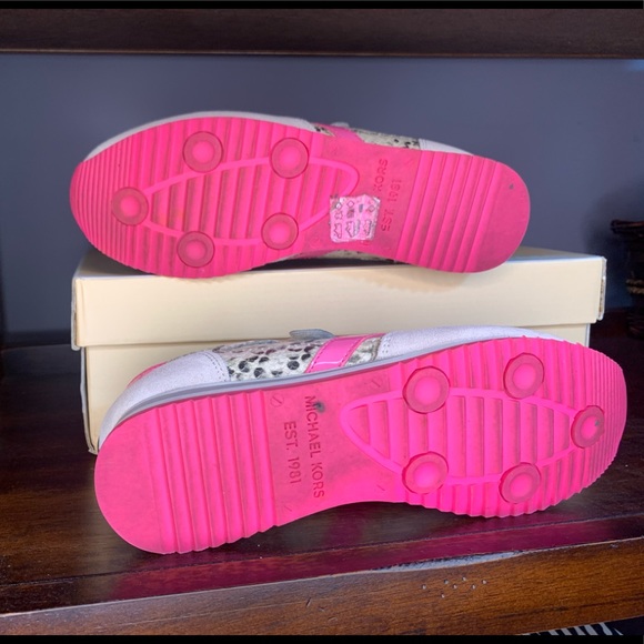 Michael Kors Alexandra Trainer - Picture 3 of 6